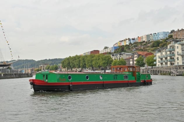 Tulak barge using Kensa heat pump